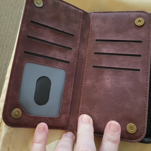 COPY - 15 Iphone 15 cases NEW!!! Girly!!! Wristlets and cases - Picture 6 of 16